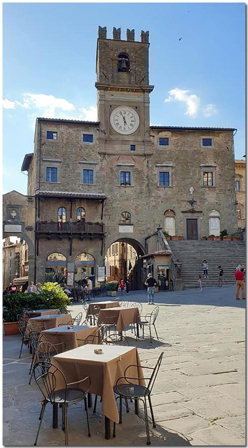 Villino Cortona: Tuscan Retreat with Private Pool and Wi-Fi Exterior photo